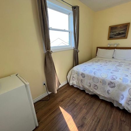 Lee'S Ocean Peek B & B Stratford Exterior photo